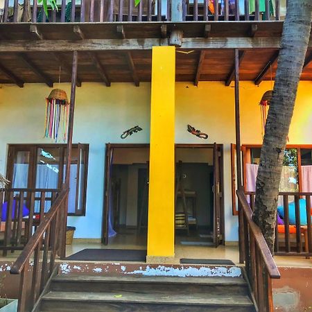 Gecko Restaurant & Rooms Arugam Bay Esterno foto