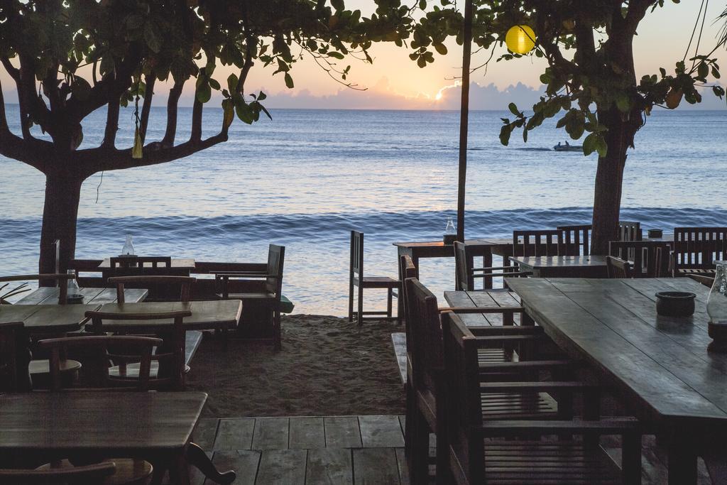 Gecko Restaurant & Rooms Arugam Bay Esterno foto